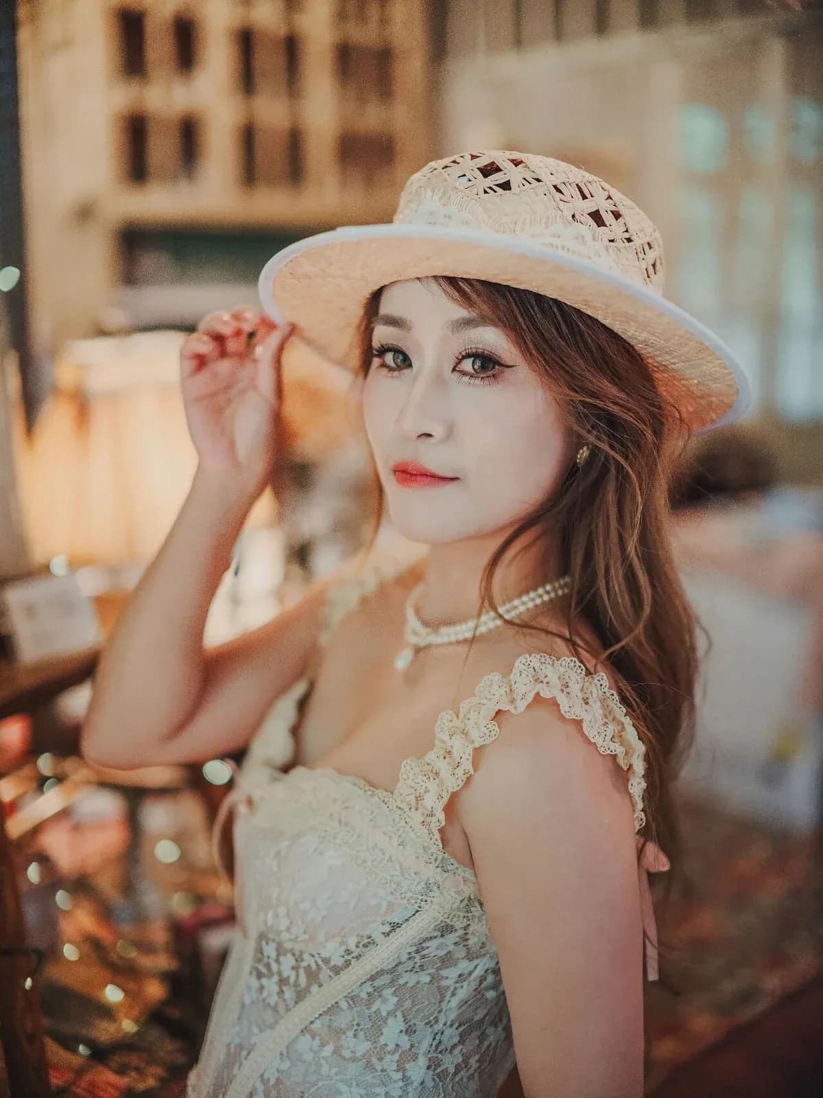 Canon EF 50mm F1.2をGFX100Sで使用した人物作例